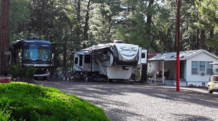 RV, 5th wheel and mobile home